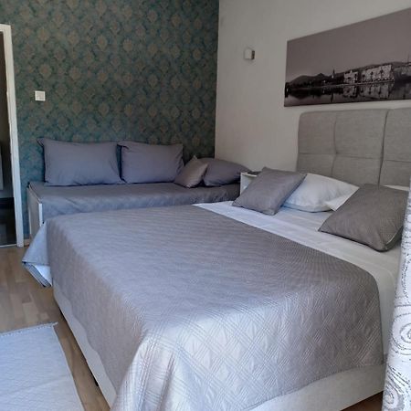 Studio Apartman Marija Trogir Exterior photo